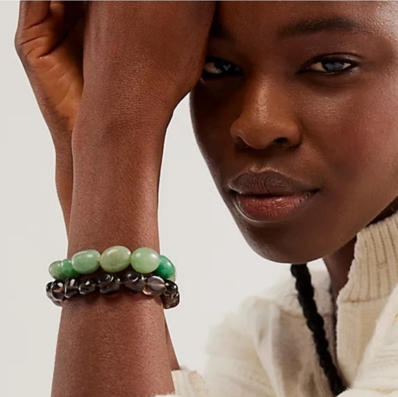 FREE PEOPLE,  Crystal Stretch Energy Stone Bracelets, Set of 2 - NEW! - Picture 4 of 11